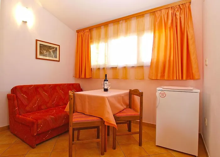 아파트 Lidija 1305 풀라