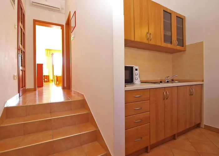 아파트 Lidija 1305 *